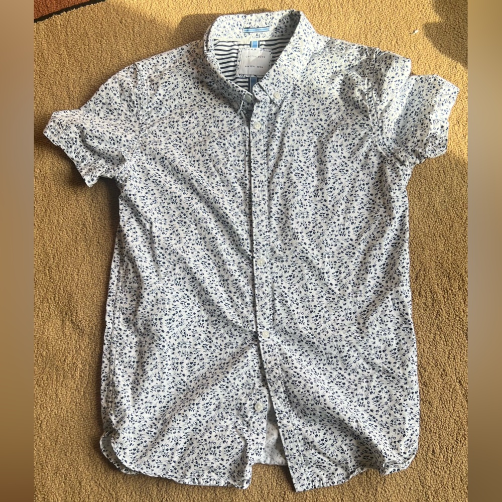 Cactus Boys | Button down t shirt boys size: 13/14